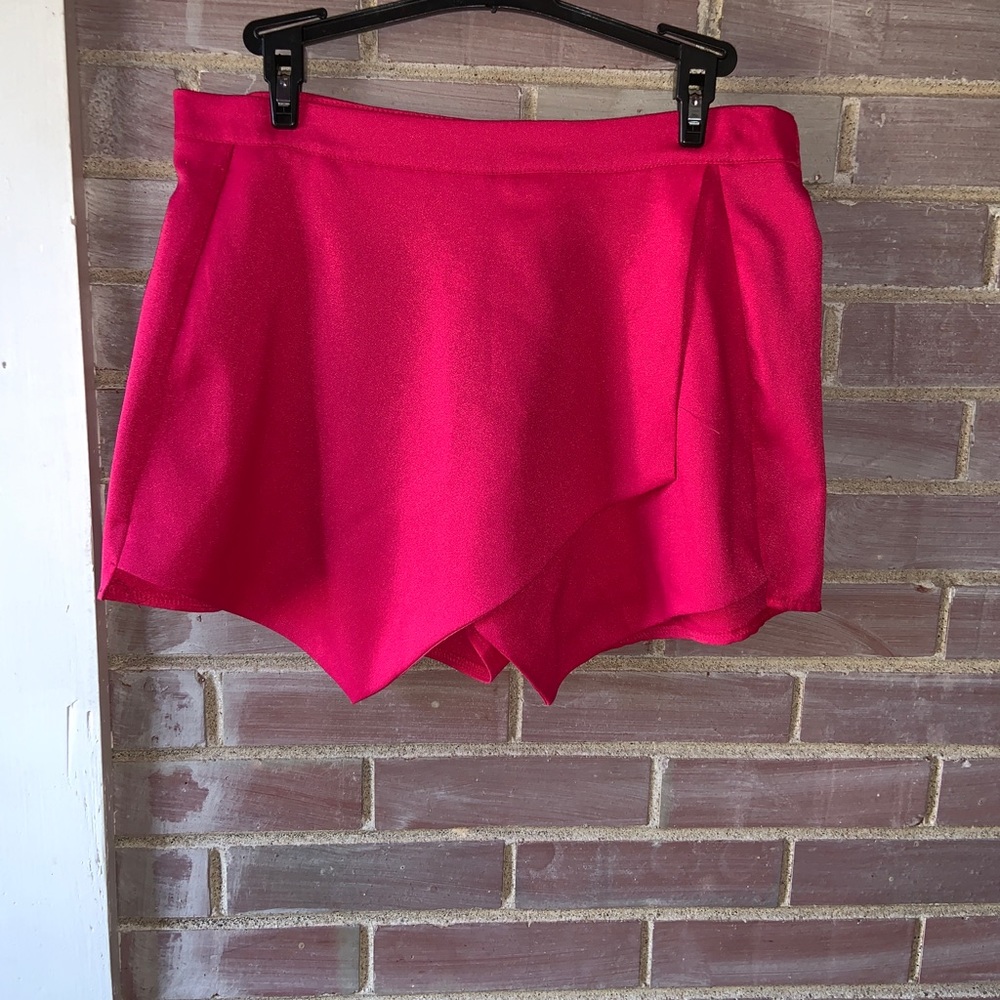 Hot pink skort